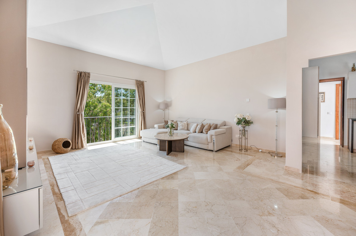Nueva Andalucia Marbella villa 3 Bedrooms