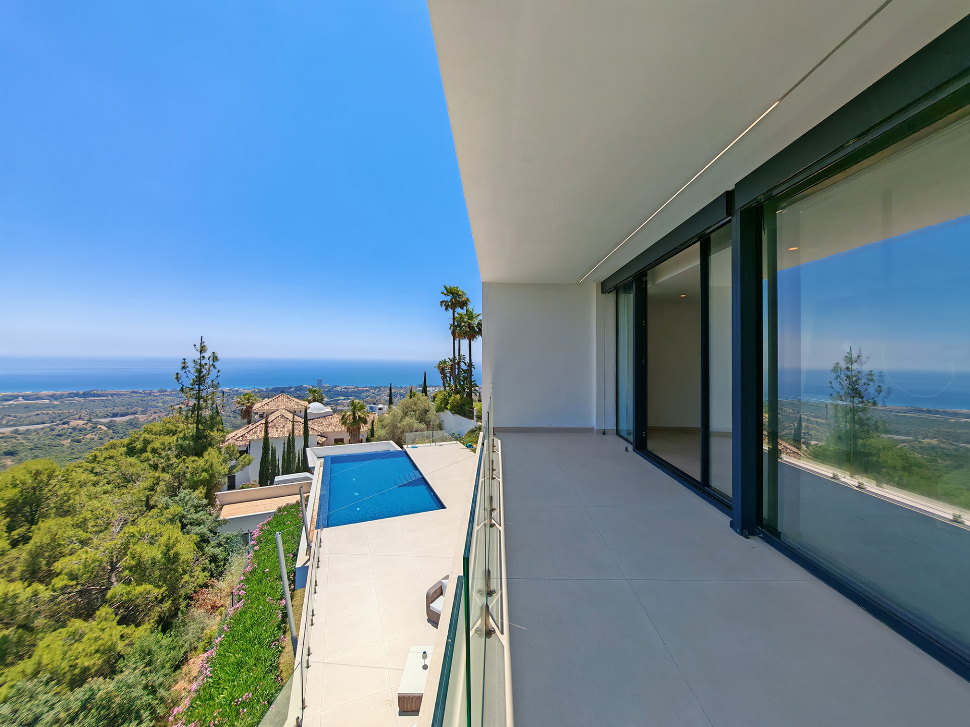 Los Monteros Marbella villa 4 Bedrooms