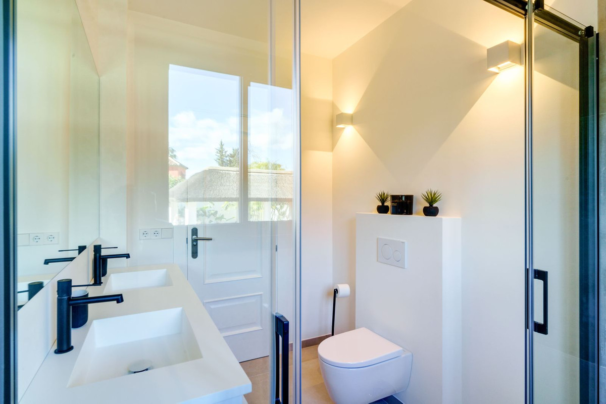 Marbella villa 6 Bedrooms