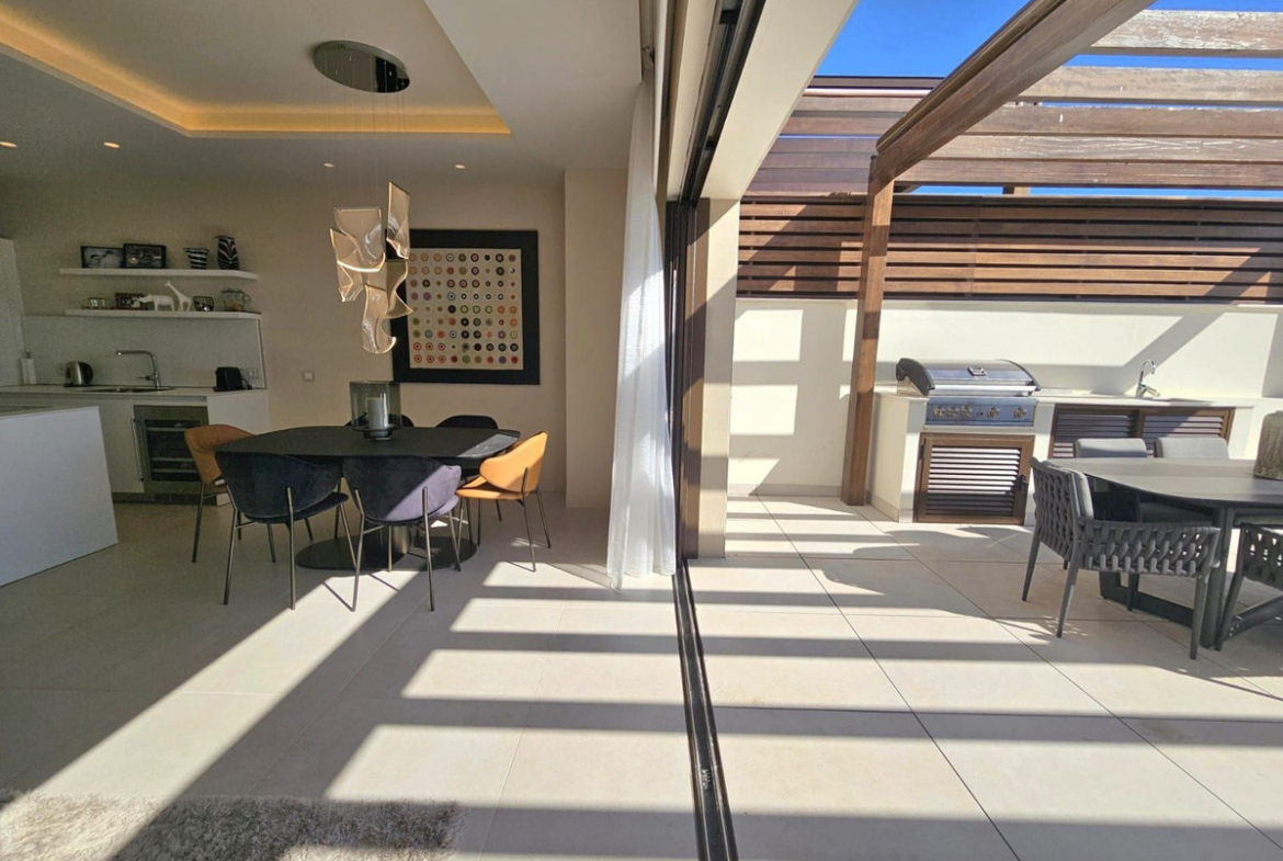 New Golden Mile Estepona townhouse 4 Bedrooms