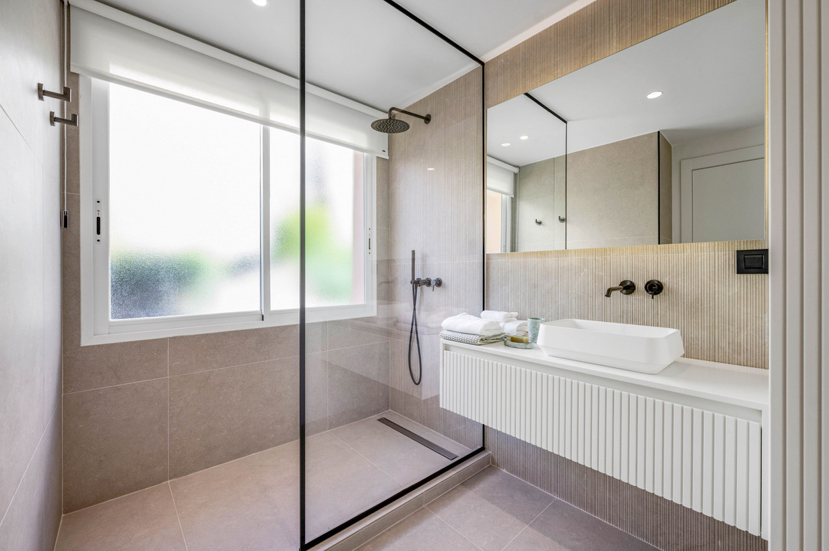 Nueva Andalucia Marbella apartment 4 Bedrooms