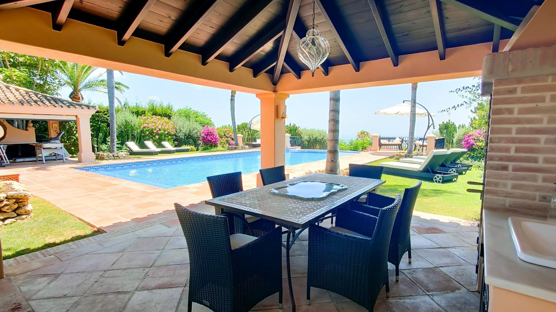 Marbella Golden Mile Marbella villa 3 Bedrooms