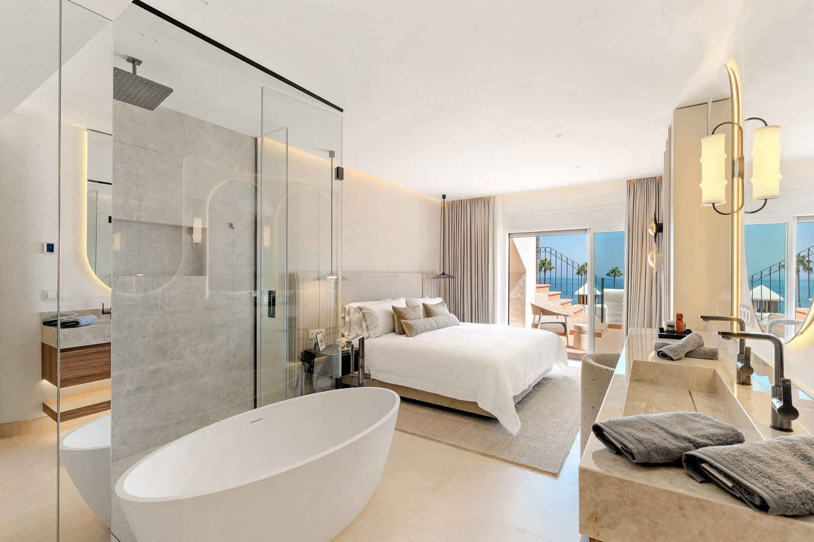 luxo-estate-18 Estepona penthouse 3 Bedrooms