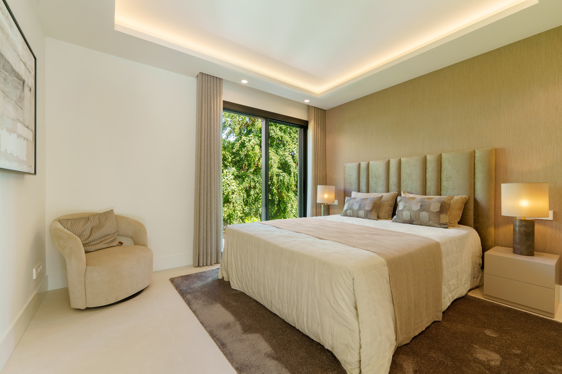 Nueva Andalucia Marbella villa 5 Bedrooms