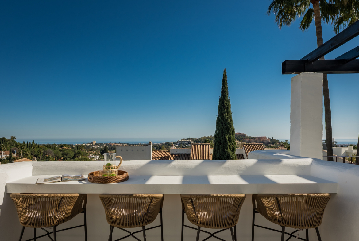 Nueva Andalucia Marbella penthouse 3 Bedrooms