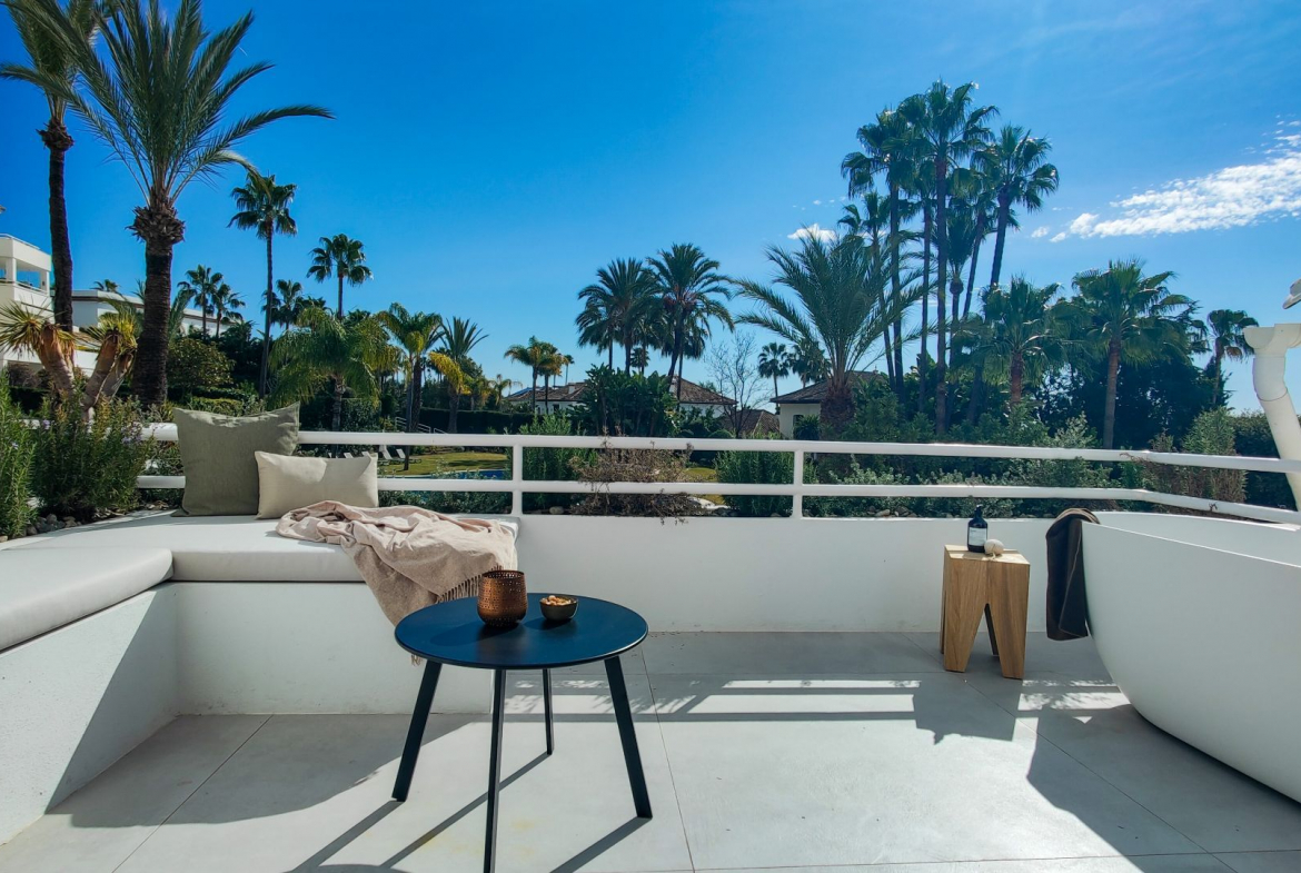Nueva Andalucia Marbella townhouse 3 Bedrooms