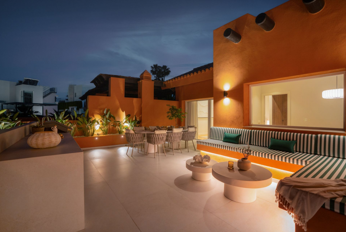 Nueva Andalucia Marbella penthouse 4 Bedrooms