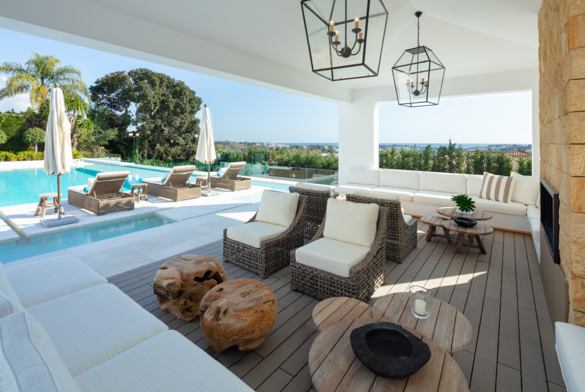 Nueva Andalucia Marbella villa 5 Bedrooms