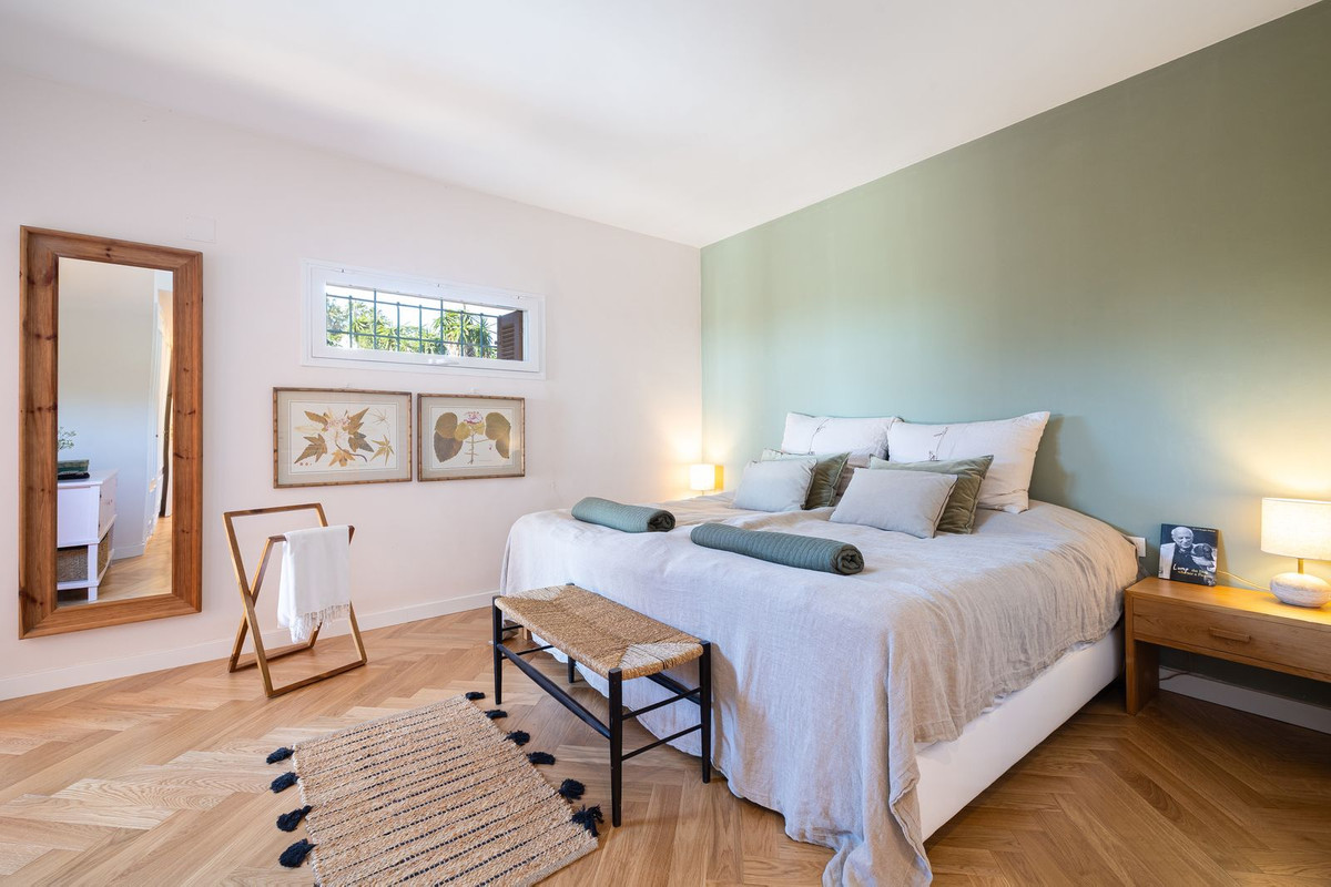 luxo-estate-18 Nueva Andalucia Marbella apartment 3 Bedrooms