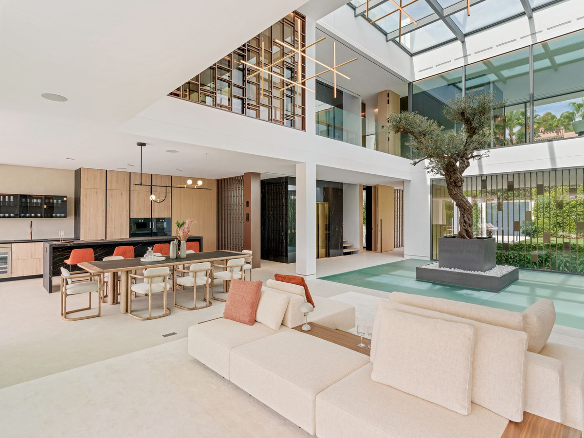 Marbella villa 5 Bedrooms