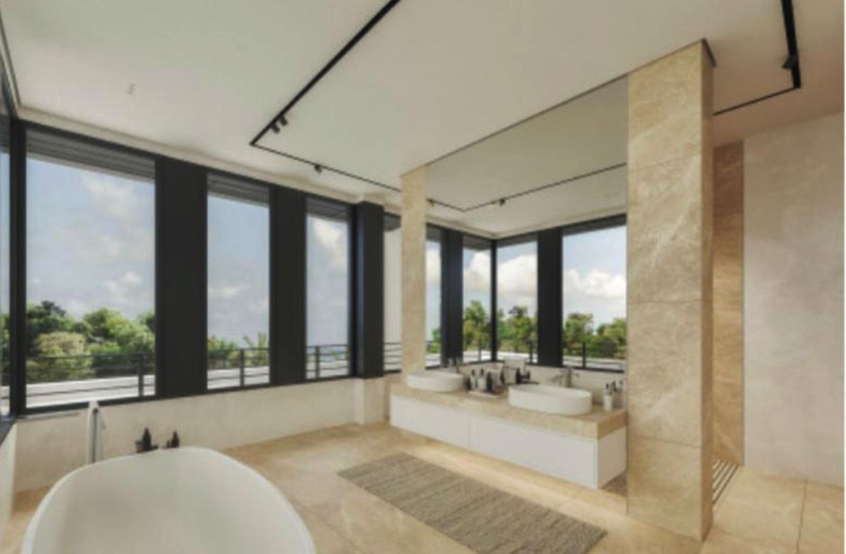 luxo-estate-18 Marbella villa 7 Bedrooms