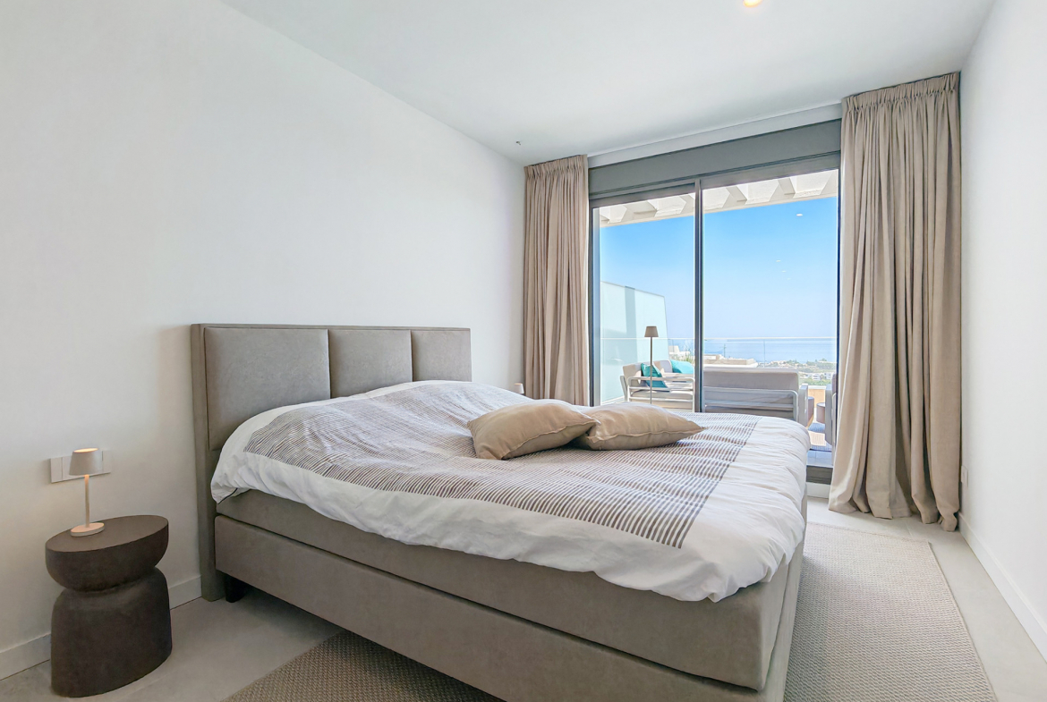 Estepona apartment 3 Bedrooms