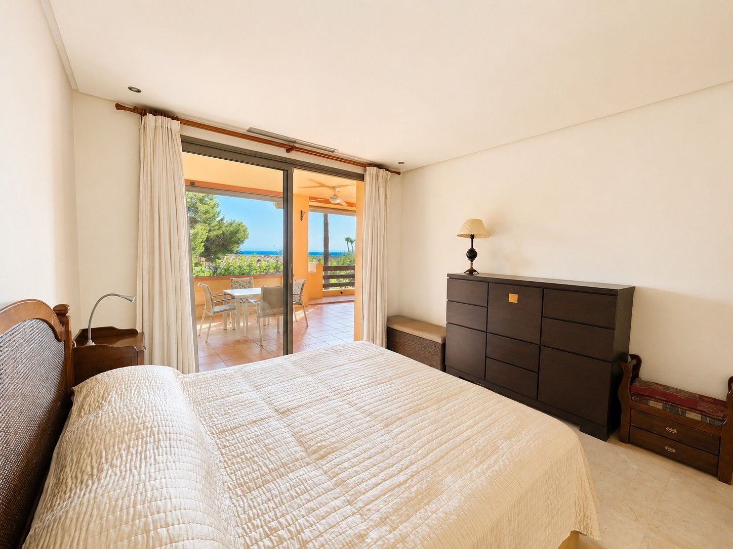 luxo-estate-18 Marbella Golden Mile Marbella apartment 2 Bedrooms