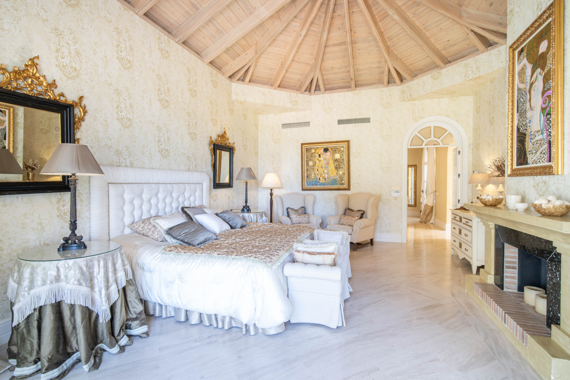 Marbella Golden Mile Marbella villa 5 Bedrooms