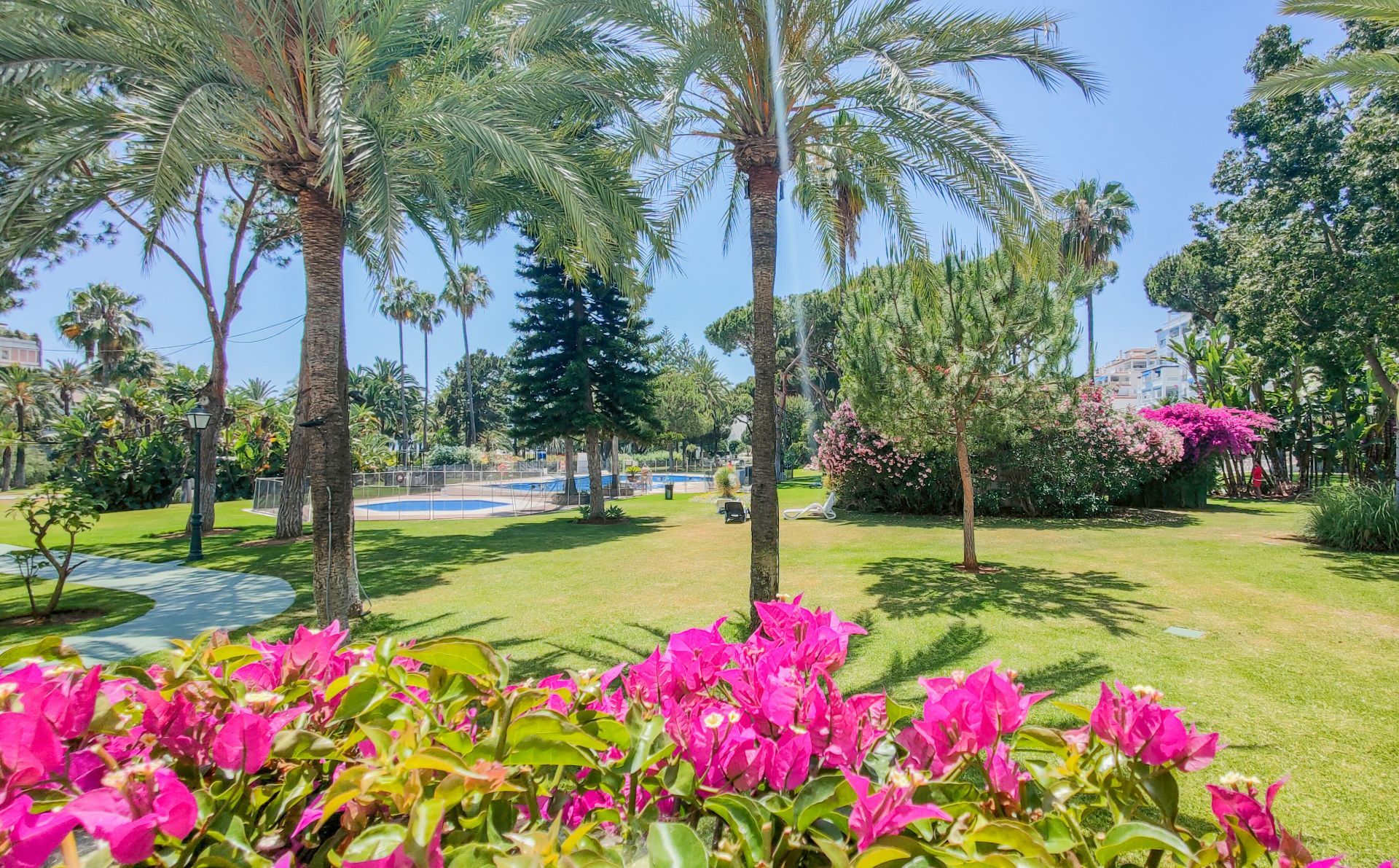 Nueva Andalucia Marbella apartment 3 Bedrooms