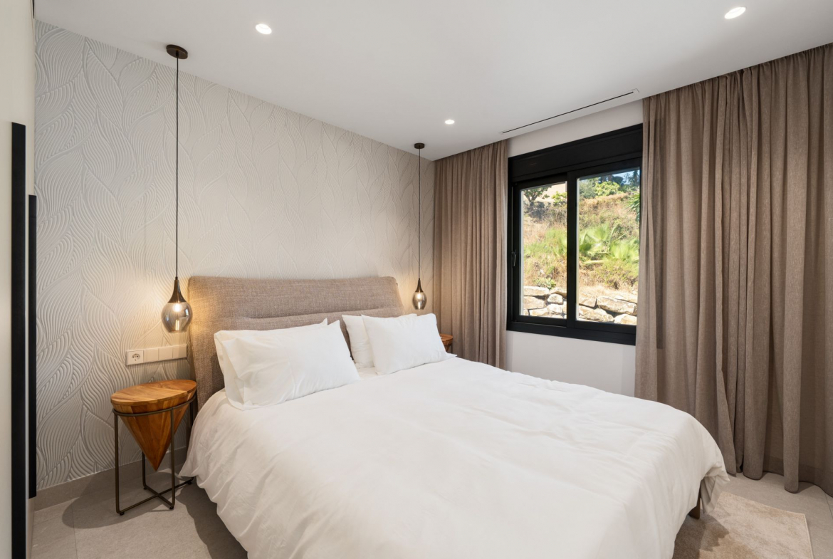 Nueva Andalucia Marbella apartment 3 Bedrooms