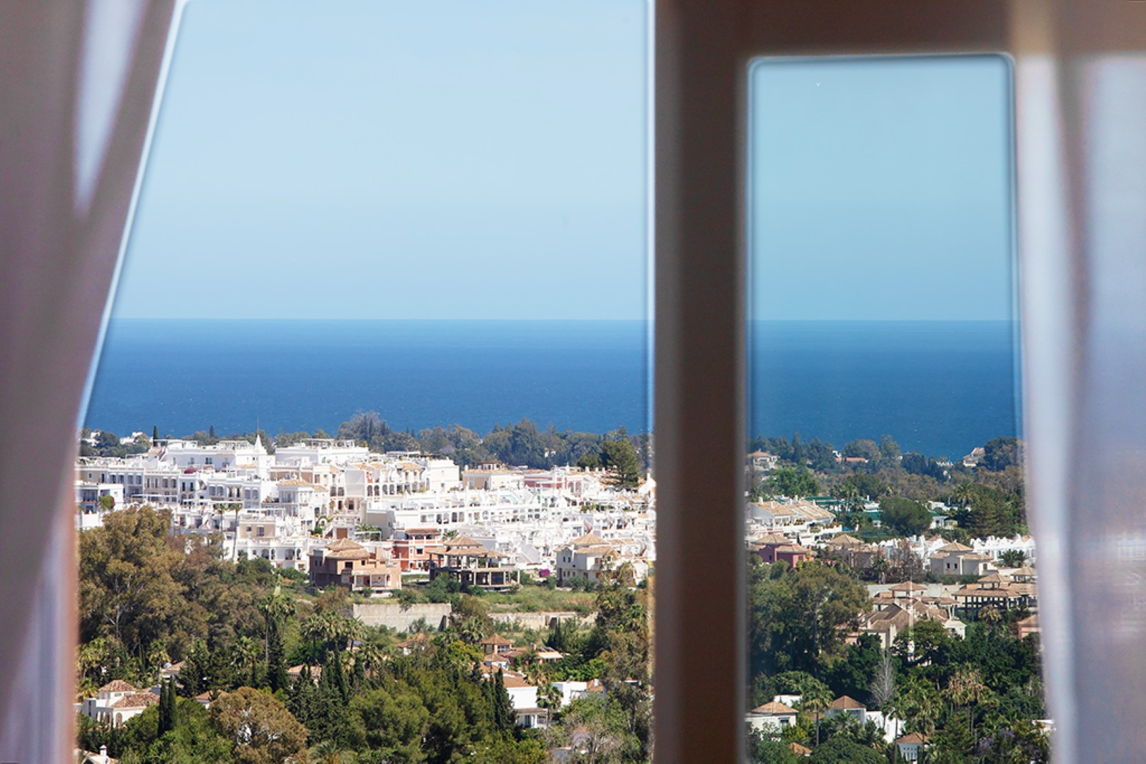 luxo-estate-18 Nueva Andalucia Marbella penthouse 3 Bedrooms