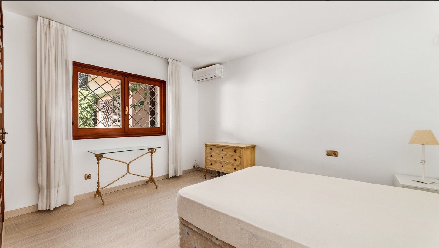 Rio Real Marbella villa 4 Bedrooms