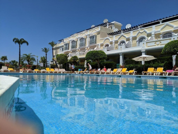 Nueva Andalucia Marbella townhouse 3 Bedrooms