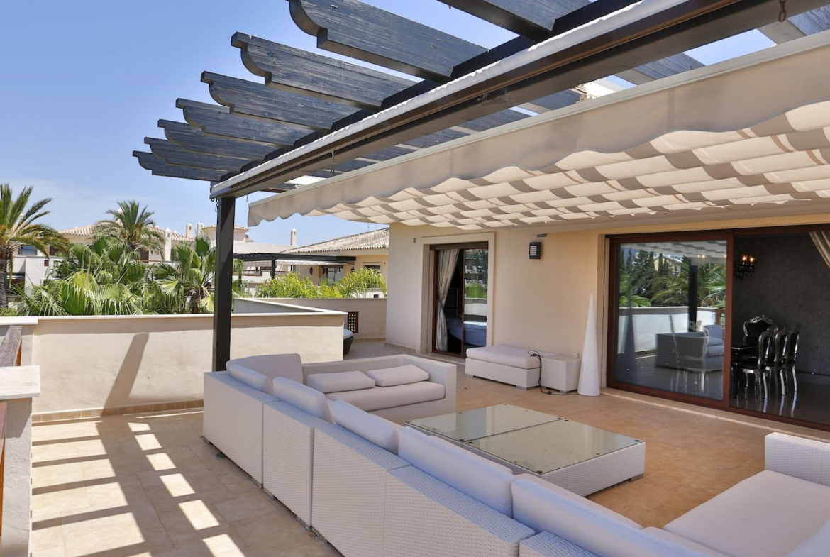 Nueva Andalucia Marbella penthouse 2 Bedrooms