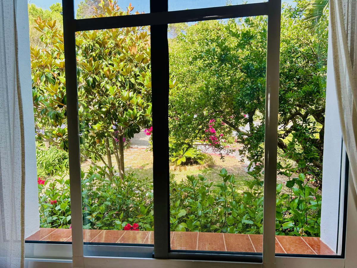 Estepona villa 7 Bedrooms