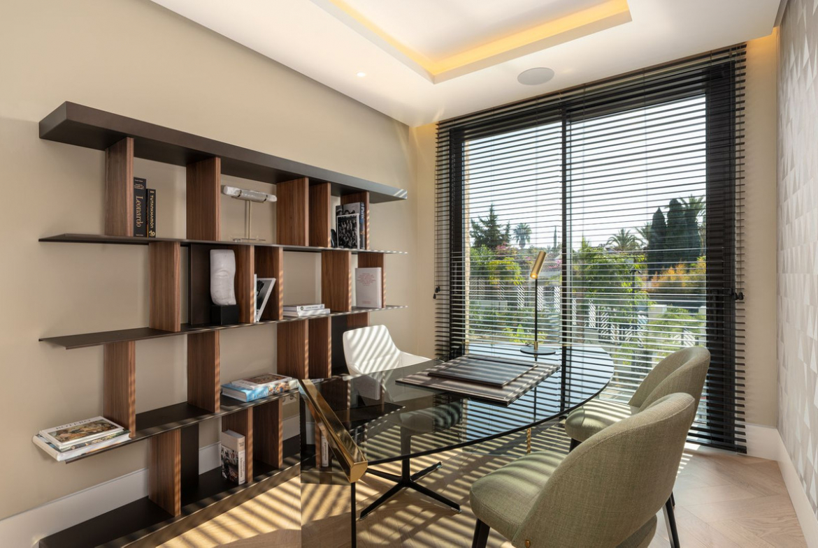Marbella Golden Mile Marbella villa 5 Bedrooms