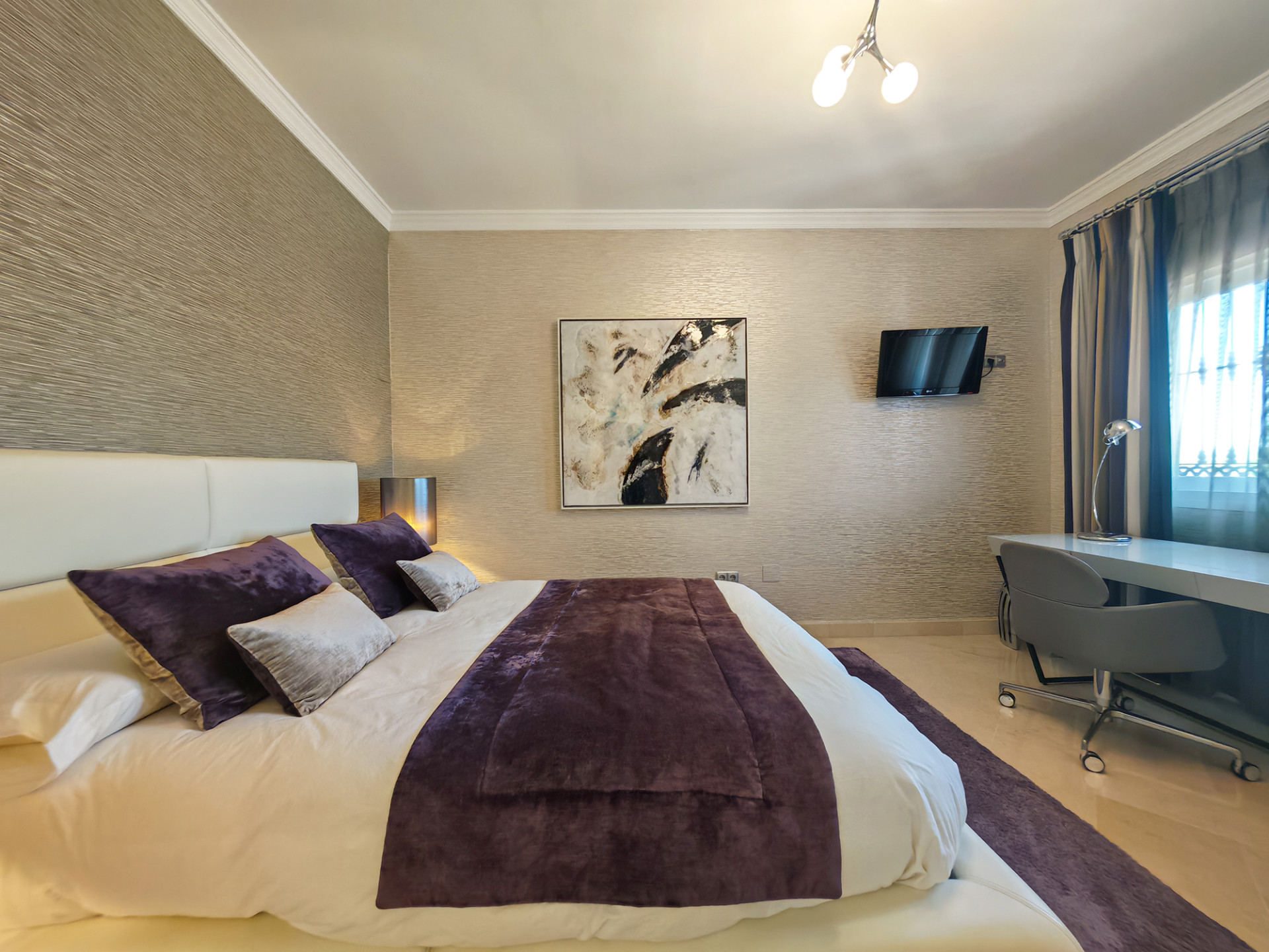 Elviria Marbella villa 4 Bedrooms