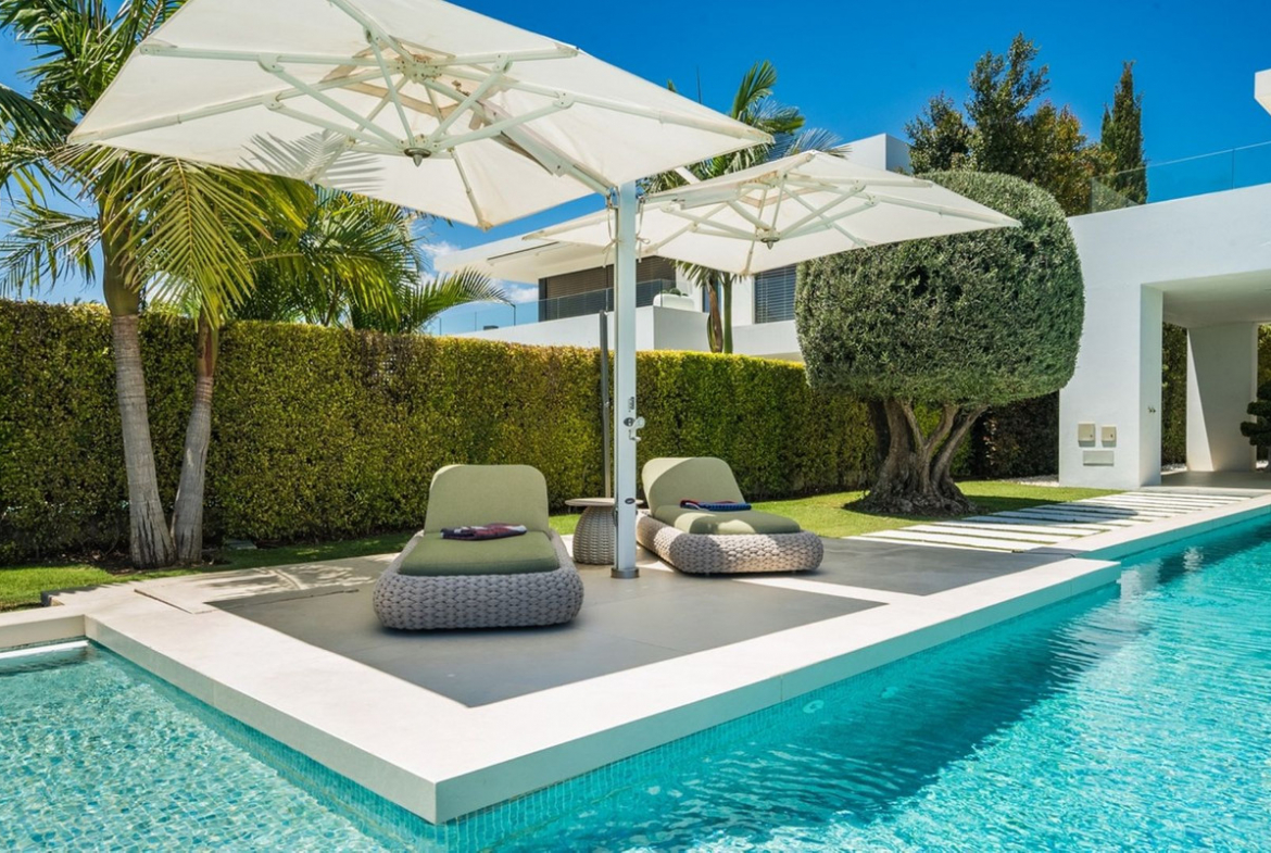Marbella Golden Mile Marbella villa 5 Bedrooms