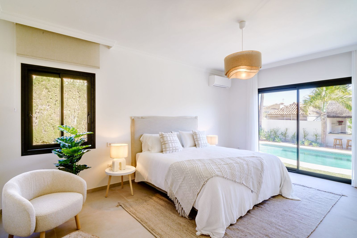 Marbella villa 6 Bedrooms