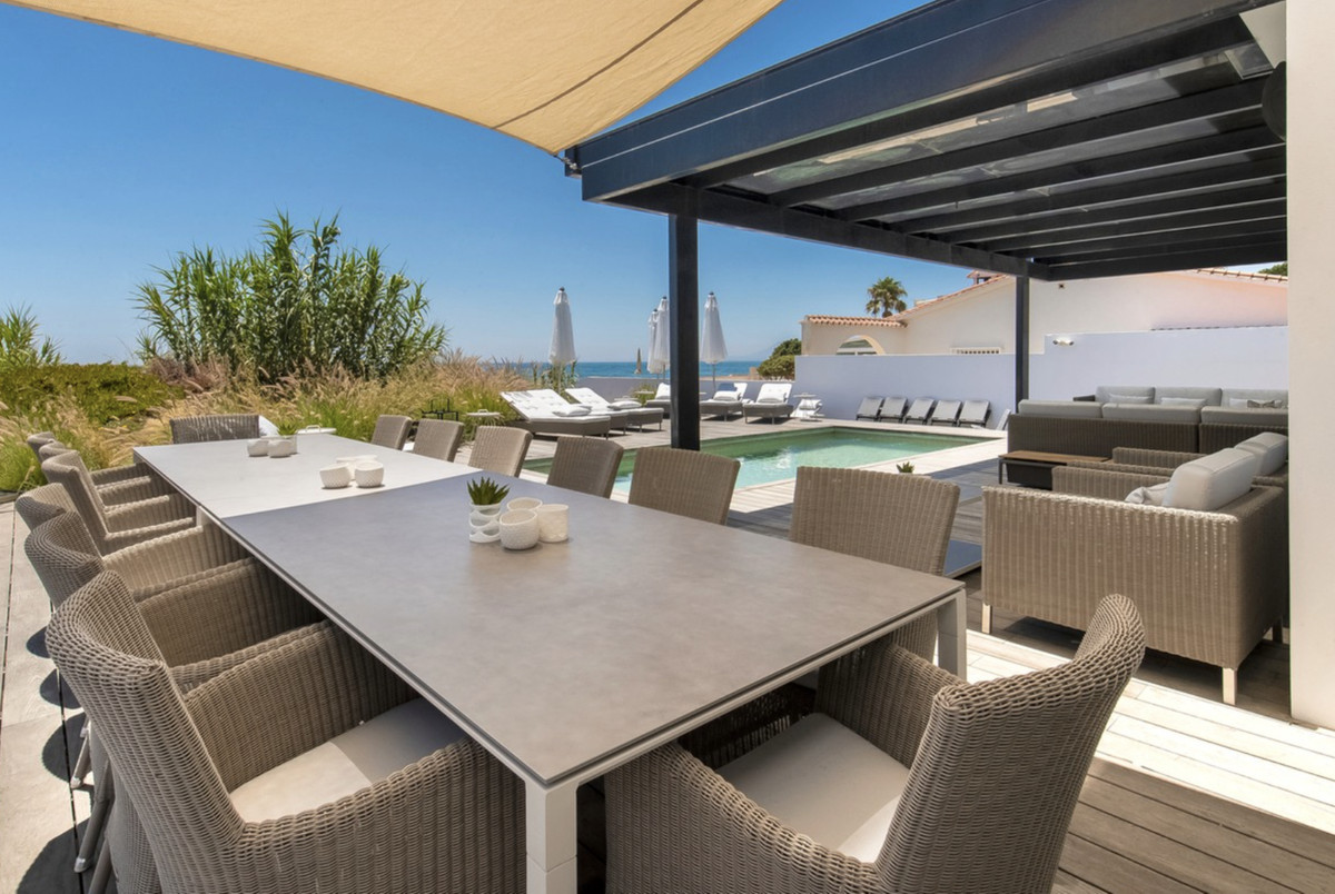 Costabella Marbella villa 6 Bedrooms