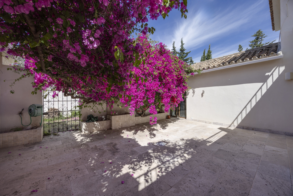 Estepona villa 4 Bedrooms