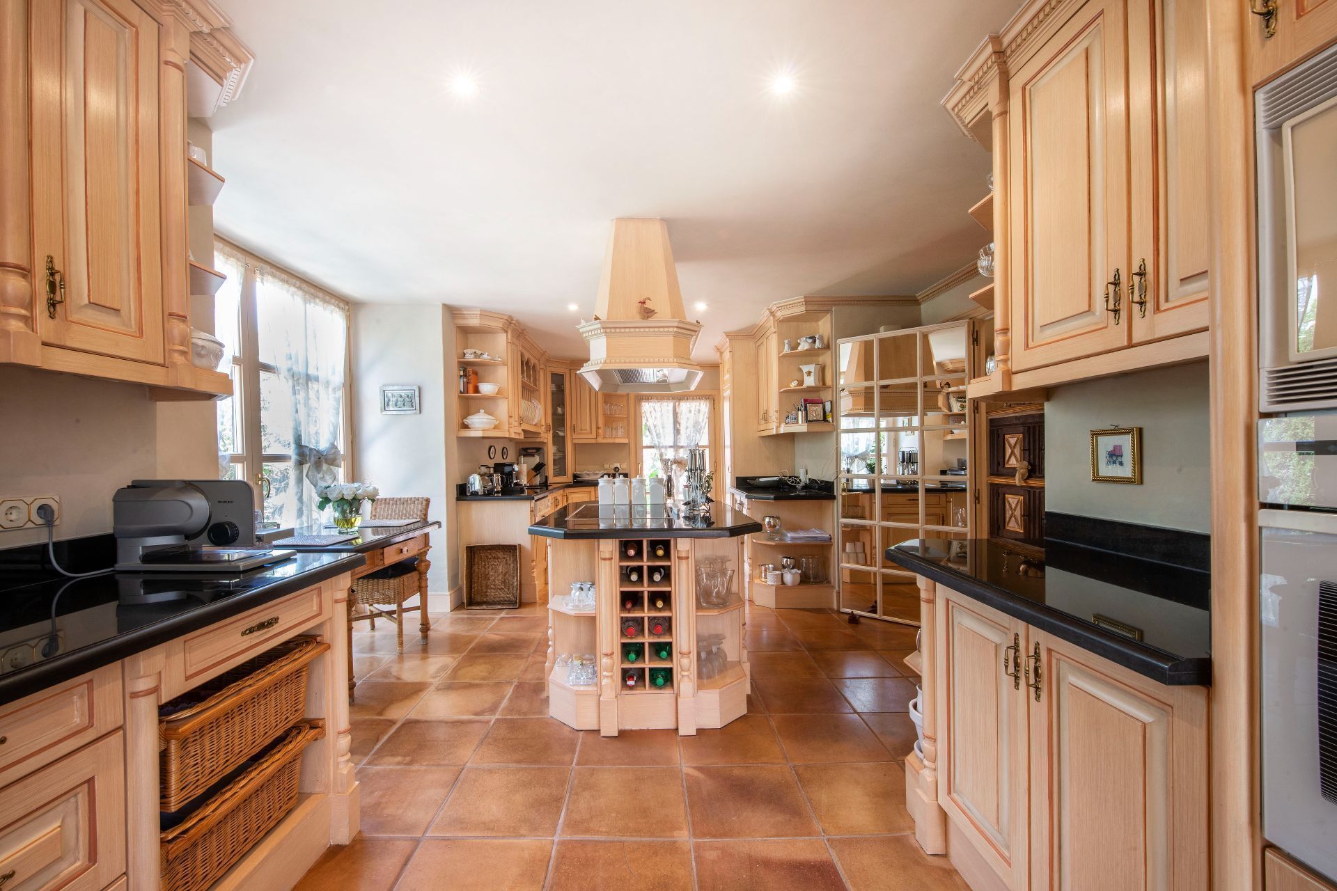 Marbella Golden Mile Marbella villa 3 Bedrooms
