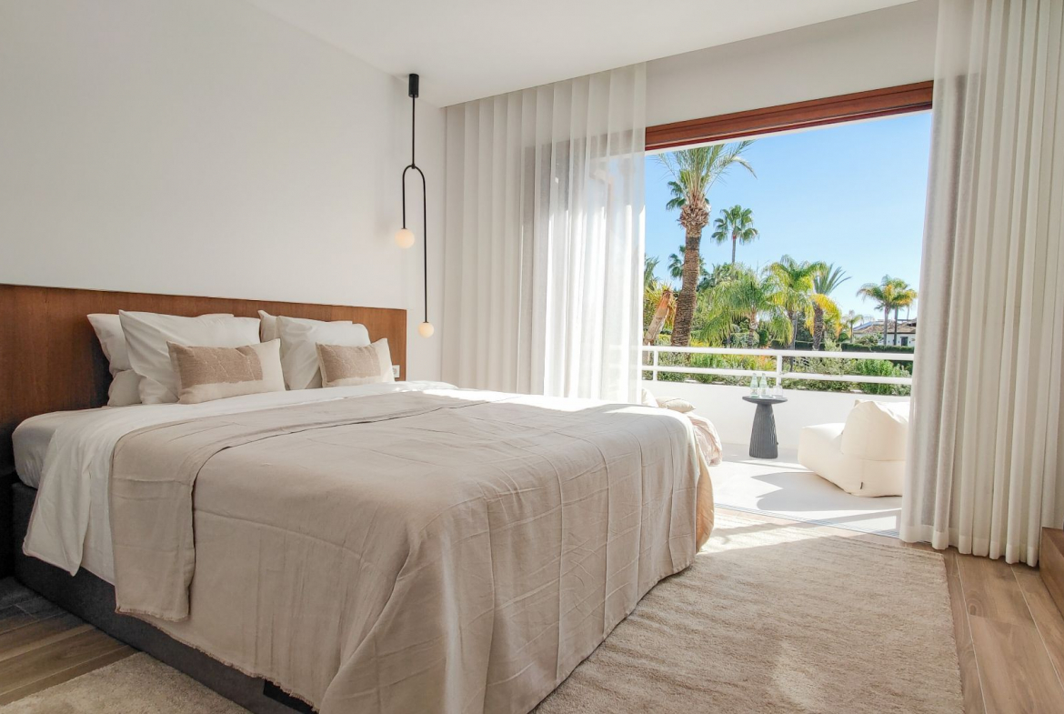 Nueva Andalucia Marbella townhouse 3 Bedrooms