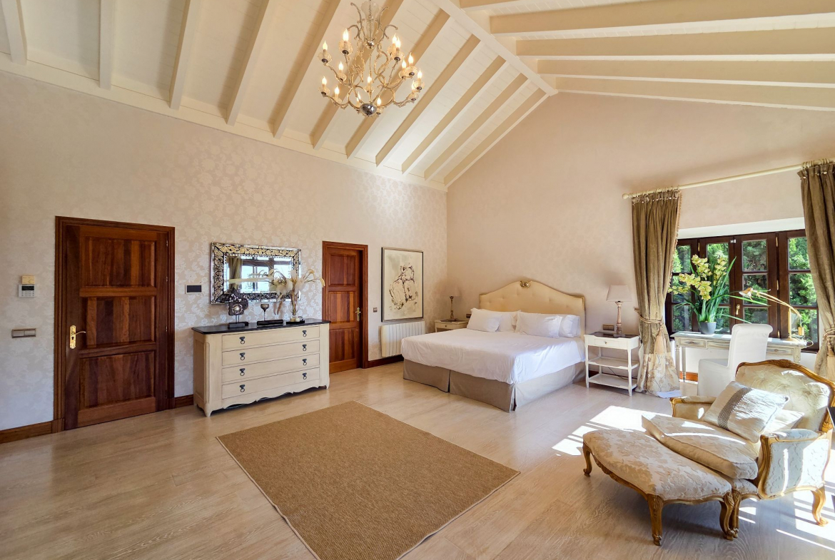 Marbella Golden Mile Marbella villa 5 Bedrooms