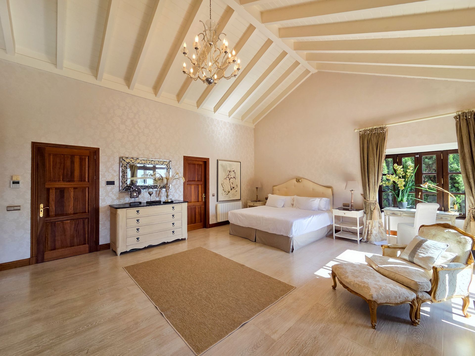 Marbella Golden Mile Marbella villa 5 Bedrooms