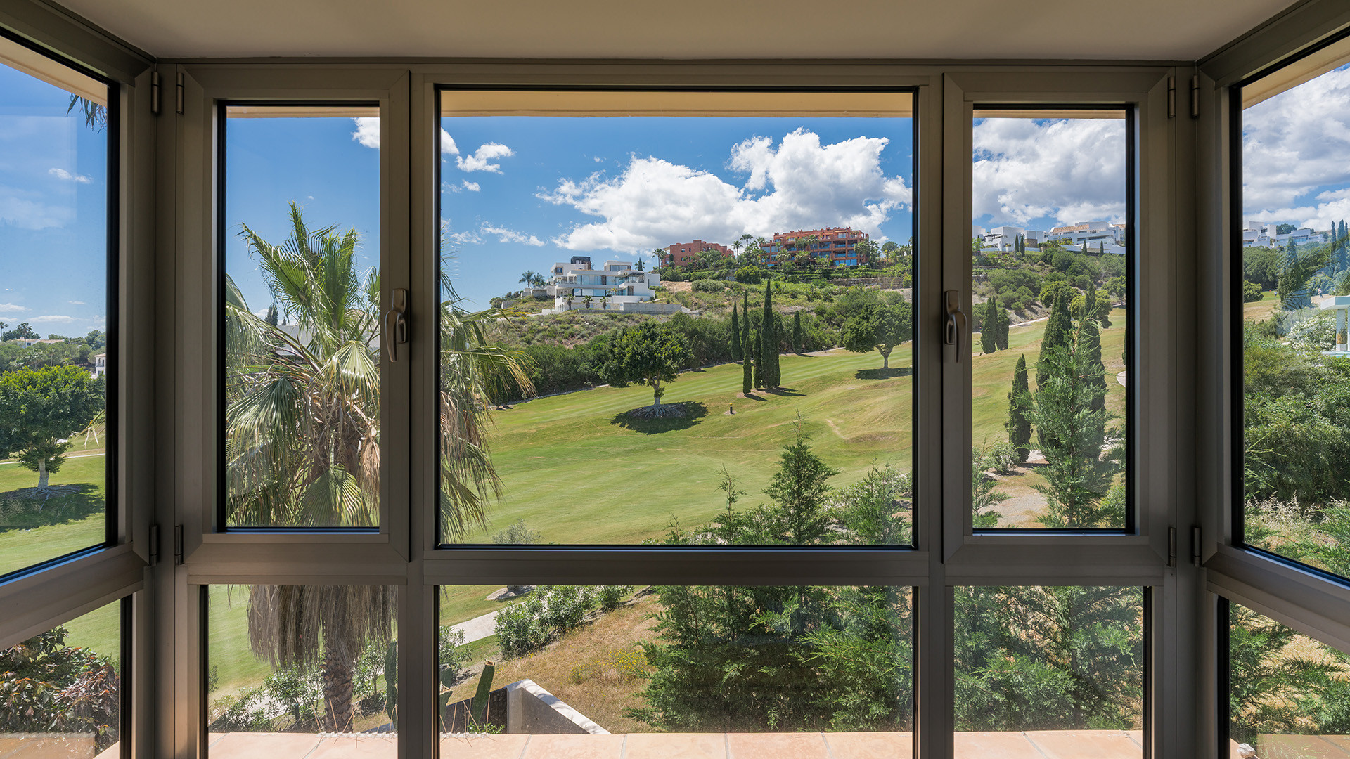 Los Flamingos Benahavis villa 5 Bedrooms