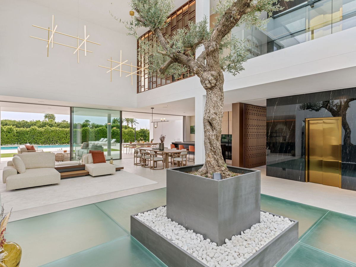 Marbella villa 5 Bedrooms