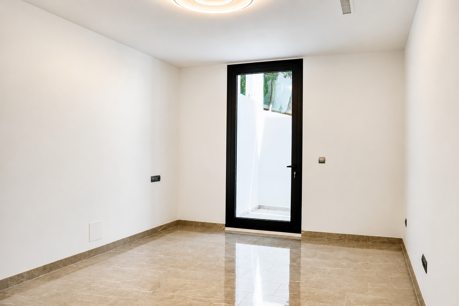 luxo-estate-19 Marbella villa 5 Bedrooms