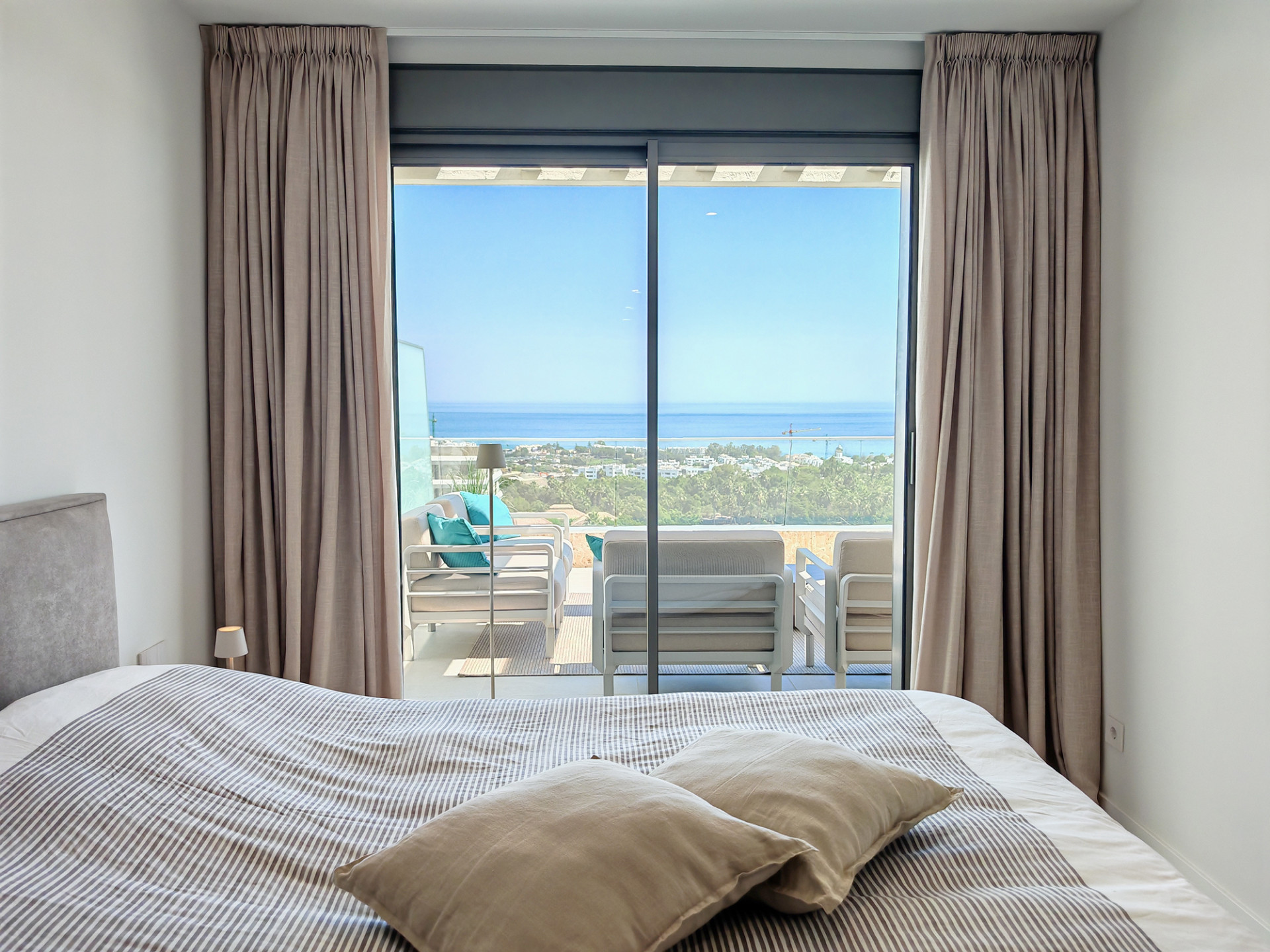 luxo-estate-19 Estepona apartment 3 Bedrooms
