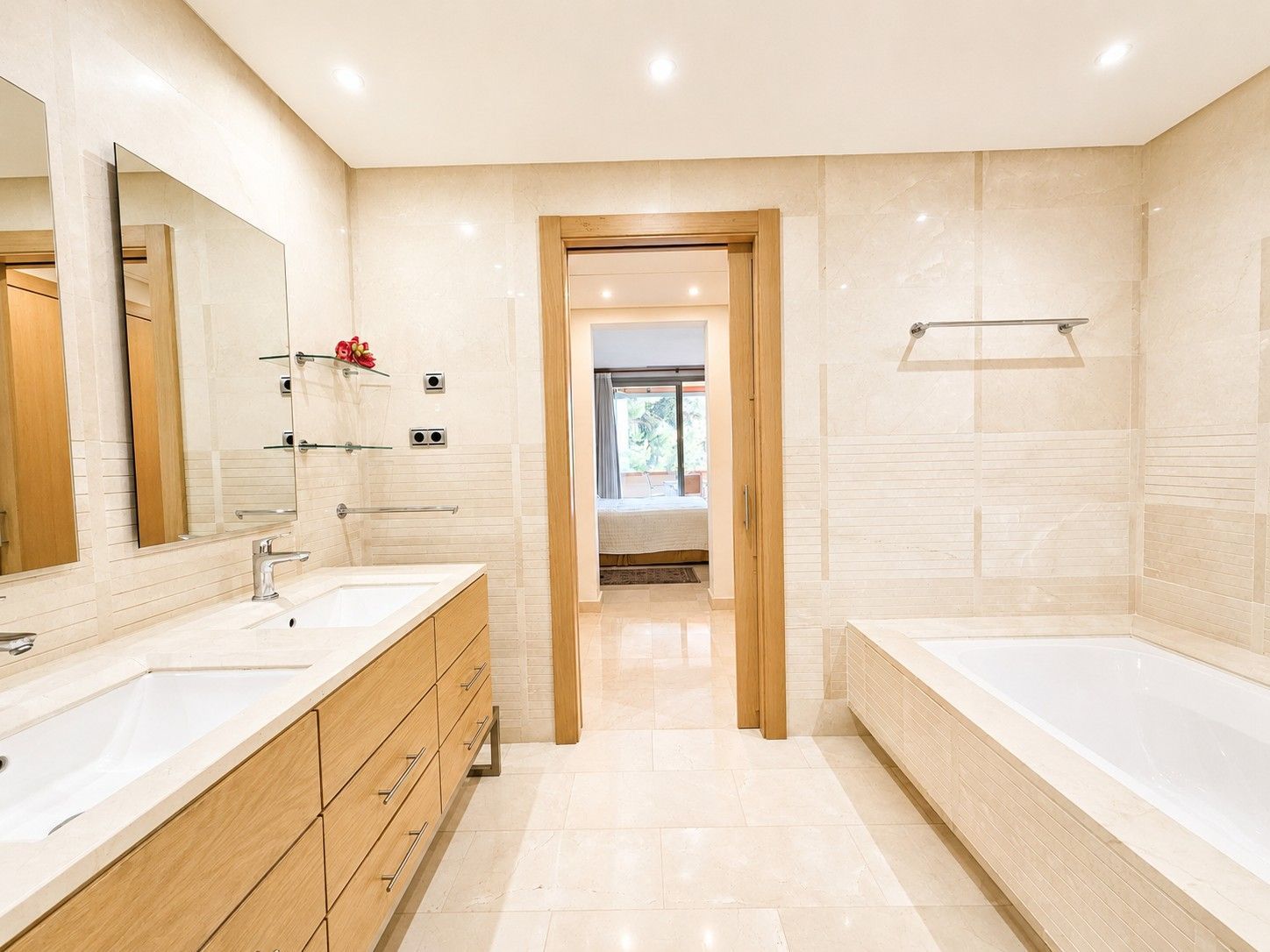 luxo-estate-19 Marbella Golden Mile Marbella apartment 2 Bedrooms