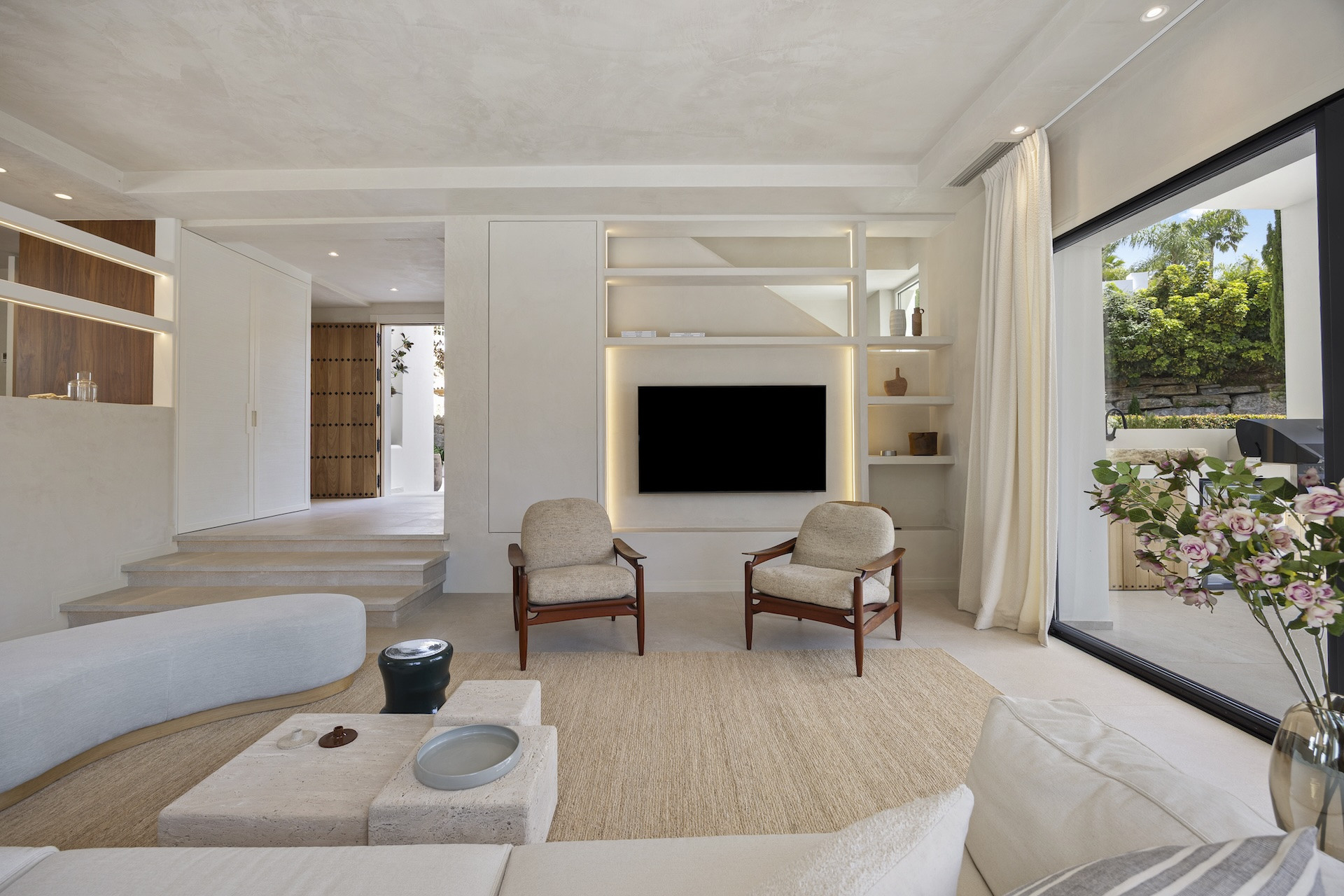 luxo-estate-19 La Alqueria Benahavis villa 4 Bedrooms