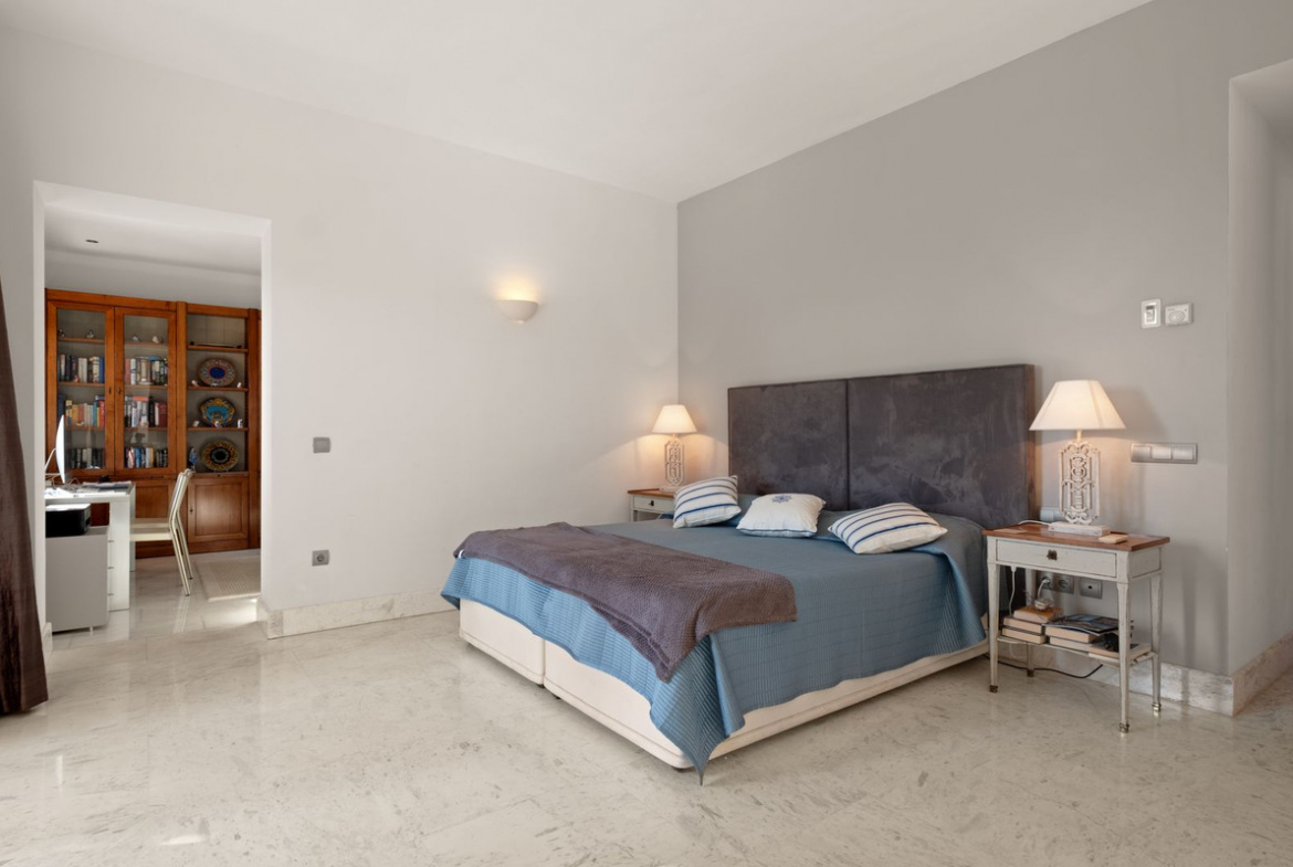 La Mairena Marbella villa 5 Bedrooms