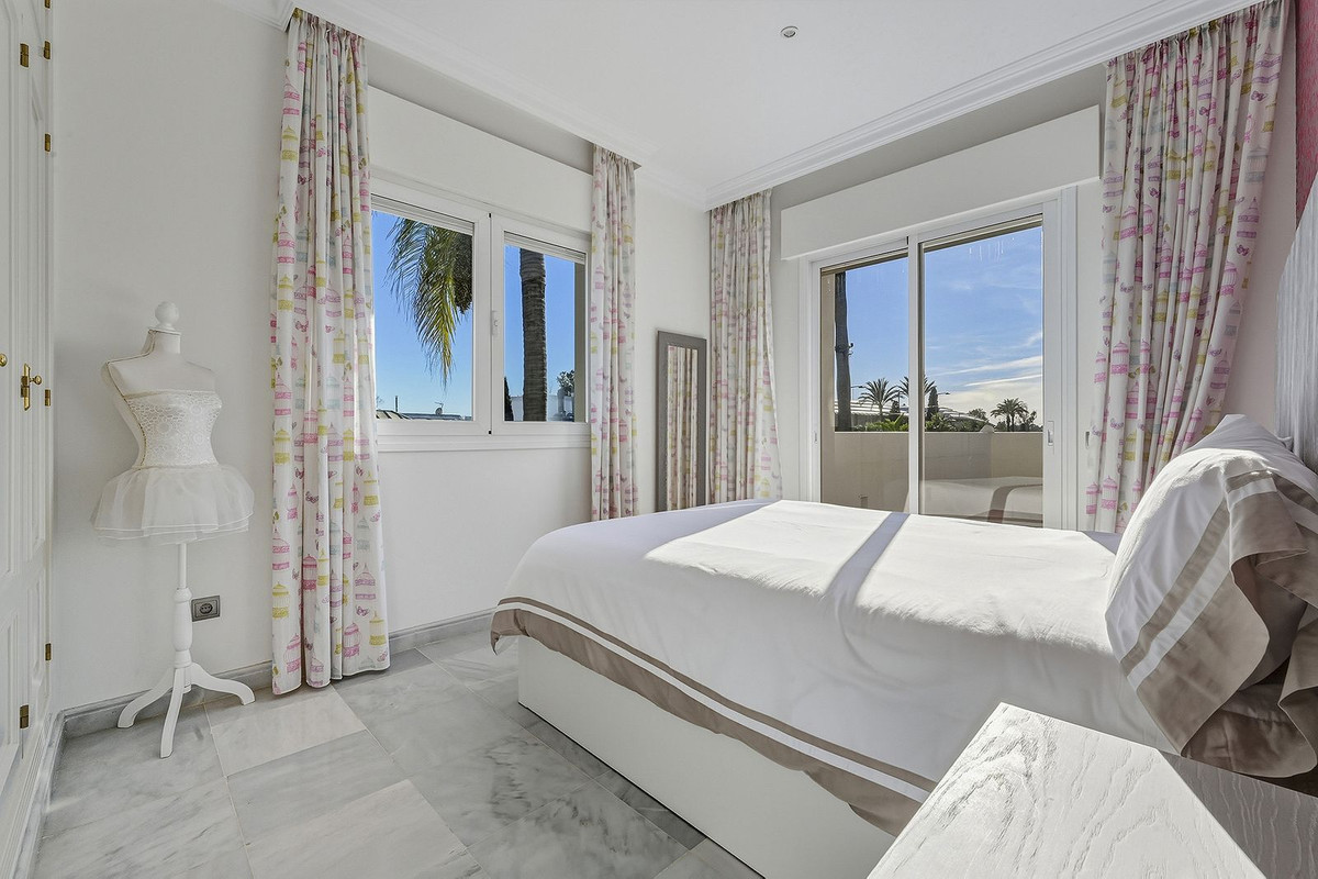 Guadalmina Alta San Pedro Alcantara villa 5 Bedrooms