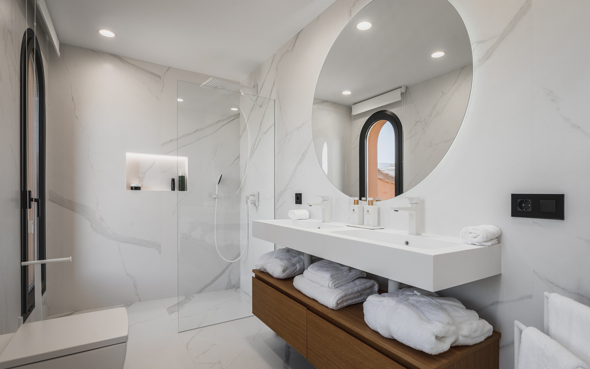Nueva Andalucia Marbella penthouse 3 Bedrooms