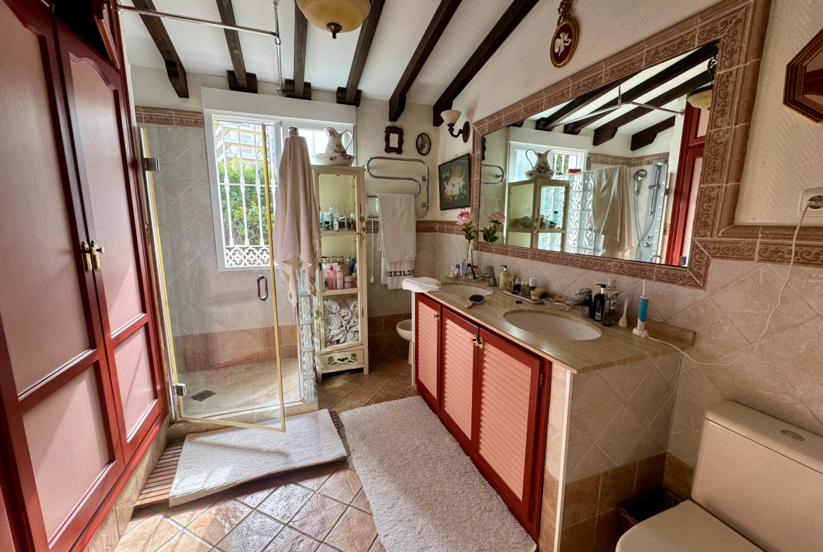 San Pedro Alcantara villa 4 Bedrooms