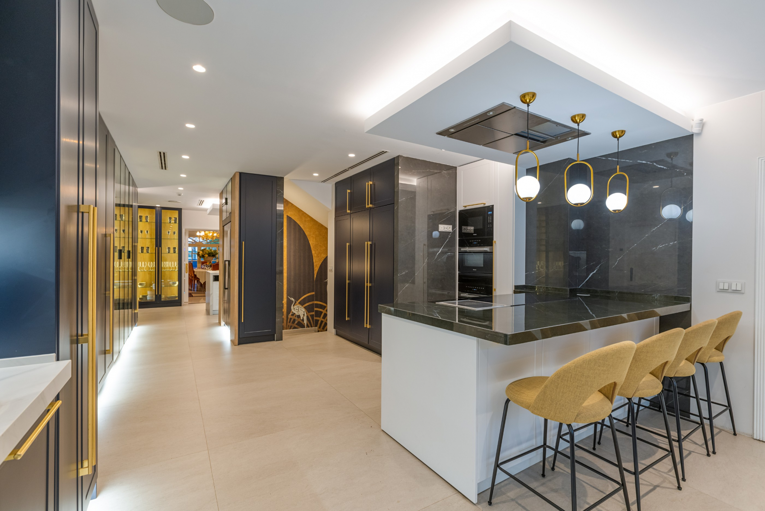 luxo-estate-19 Beachfront Mansion for Sale in Puerto Banús | Marbella