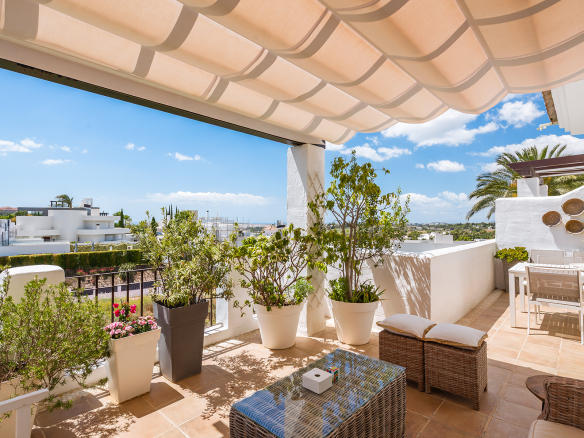 Nueva Andalucia Marbella penthouse 2 Bedrooms