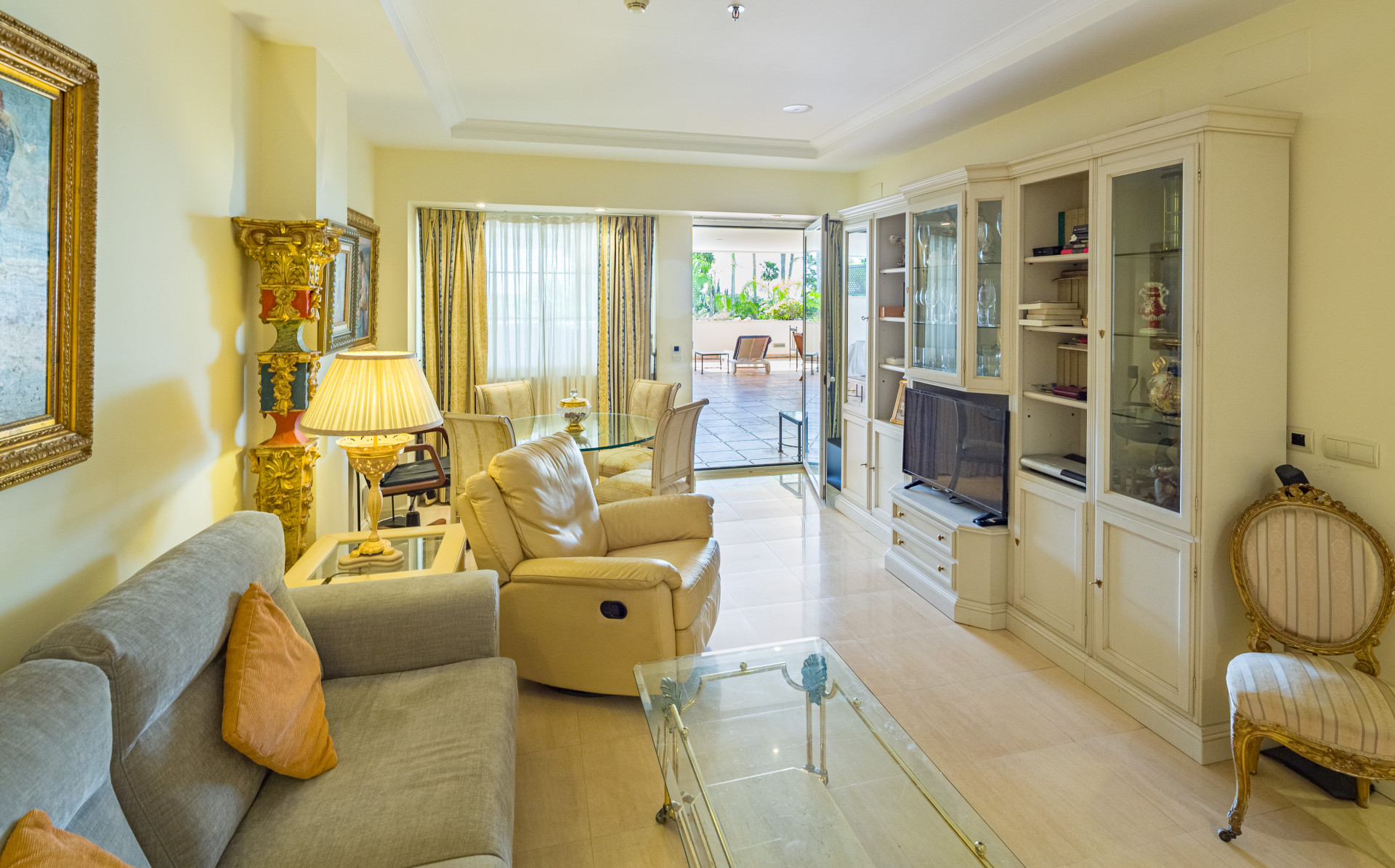 luxo-estate-2 Marbella Golden Mile Marbella apartment 2 Bedrooms