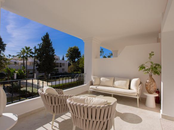 Nueva Andalucia Marbella penthouse 4 Bedrooms