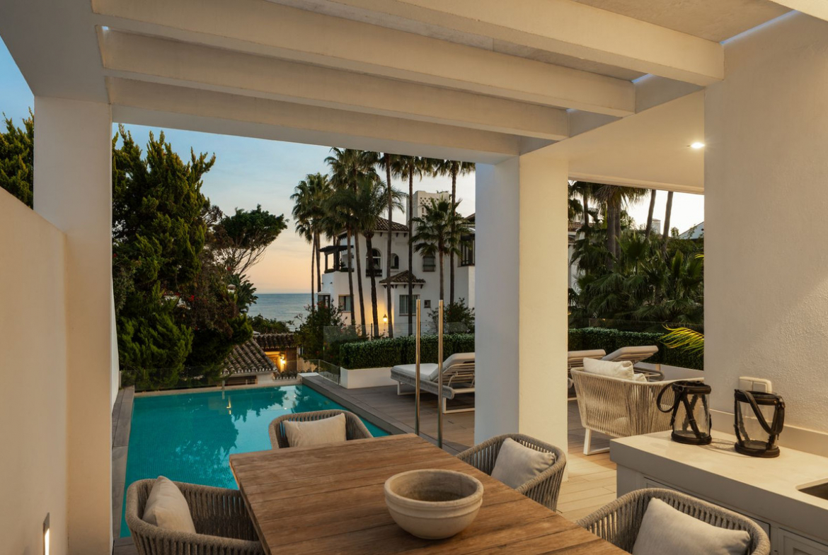 Marbella Golden Mile Marbella villa 4 Bedrooms
